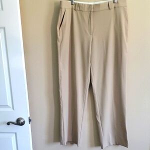 Briggs New York Women's Tan Trousers